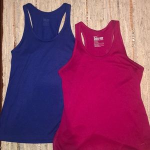 NIKE women’s dry fit tank set